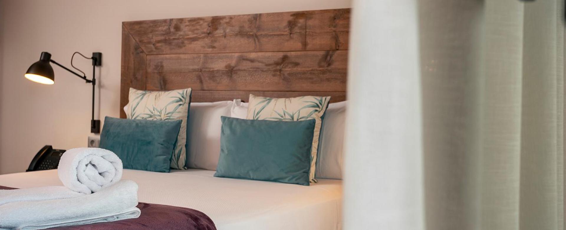 Abbatissa Hotel Restaurant Sant Joan de les Abadesses Ngoại thất bức ảnh