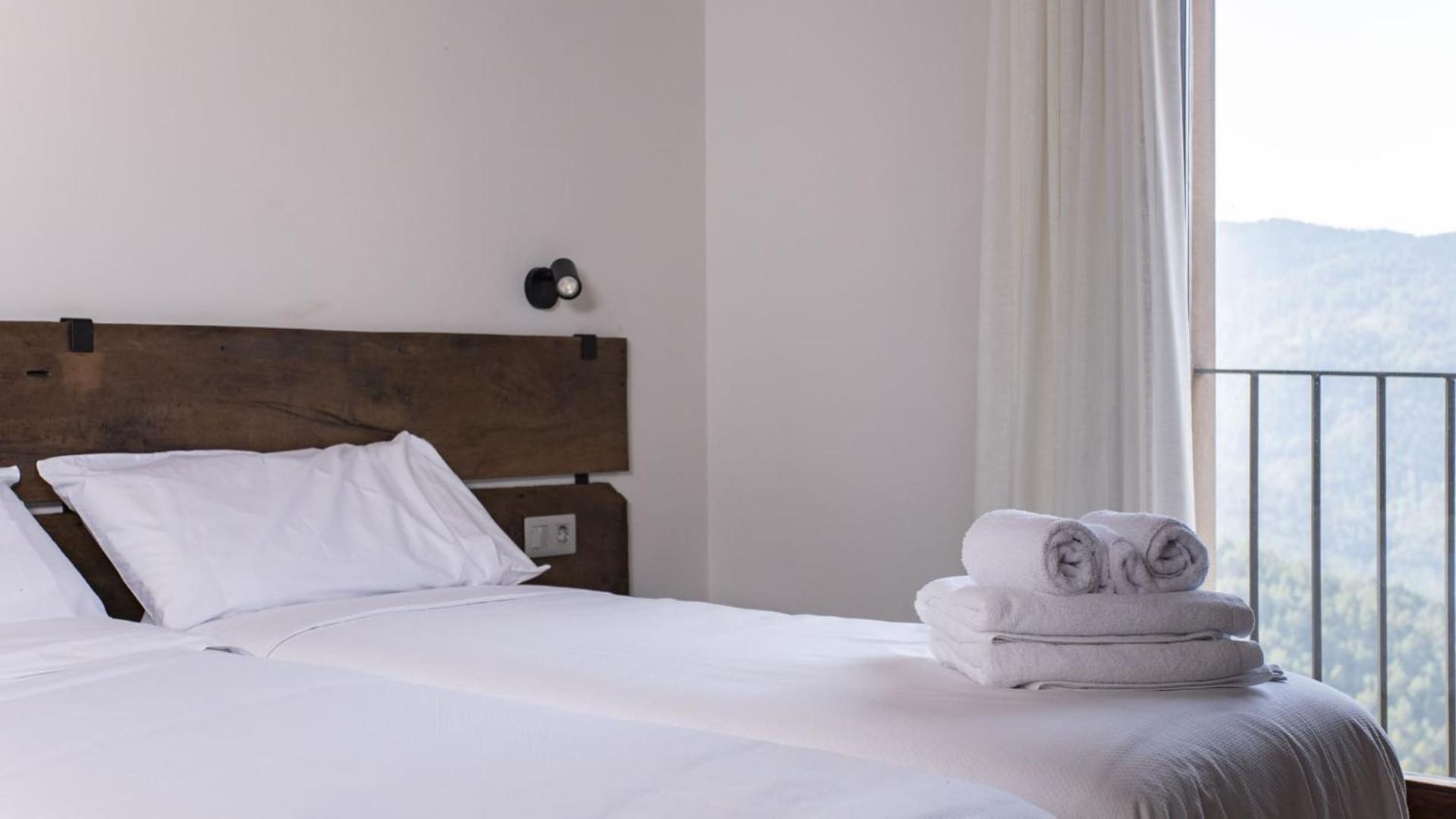 Abbatissa Hotel Restaurant Sant Joan de les Abadesses Ngoại thất bức ảnh