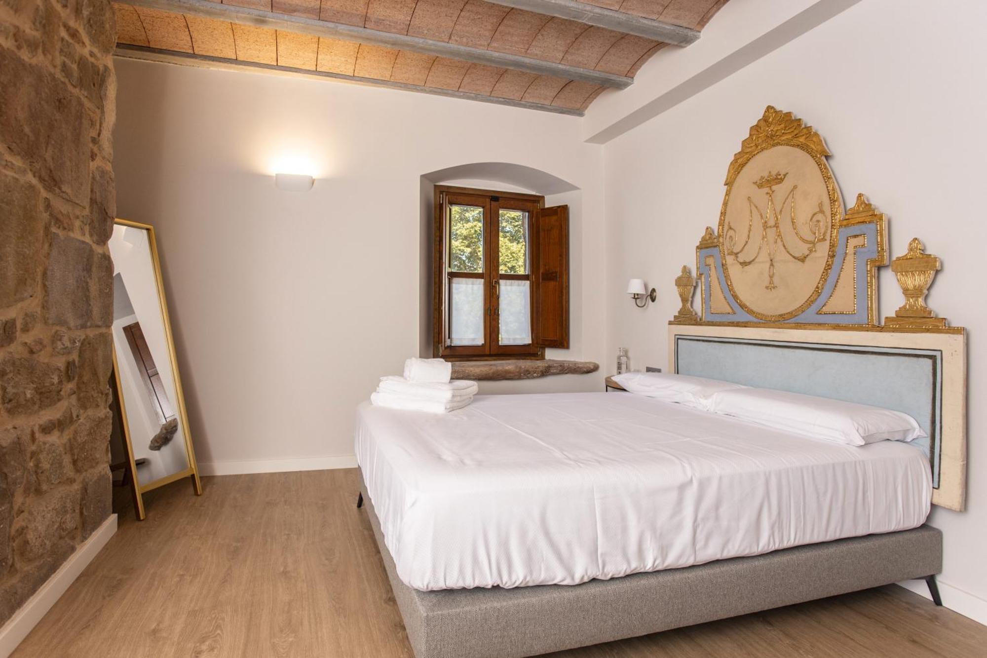 Abbatissa Hotel Restaurant Sant Joan de les Abadesses Ngoại thất bức ảnh